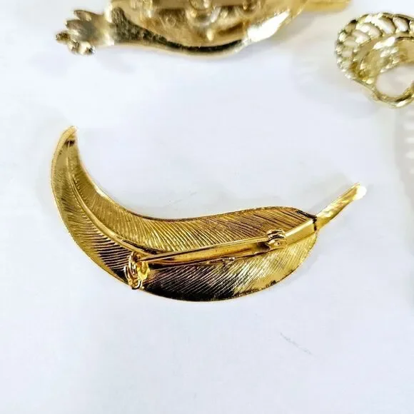 Vintage Set of 3 Gold Tone Rhinestone Signed Gerry's Leaf Themed Brooches Pins - Picture 8 of 12